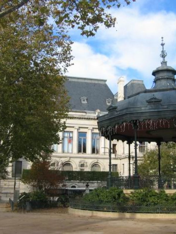 Photo de la place Jean Jaurès à Saint-Étienne